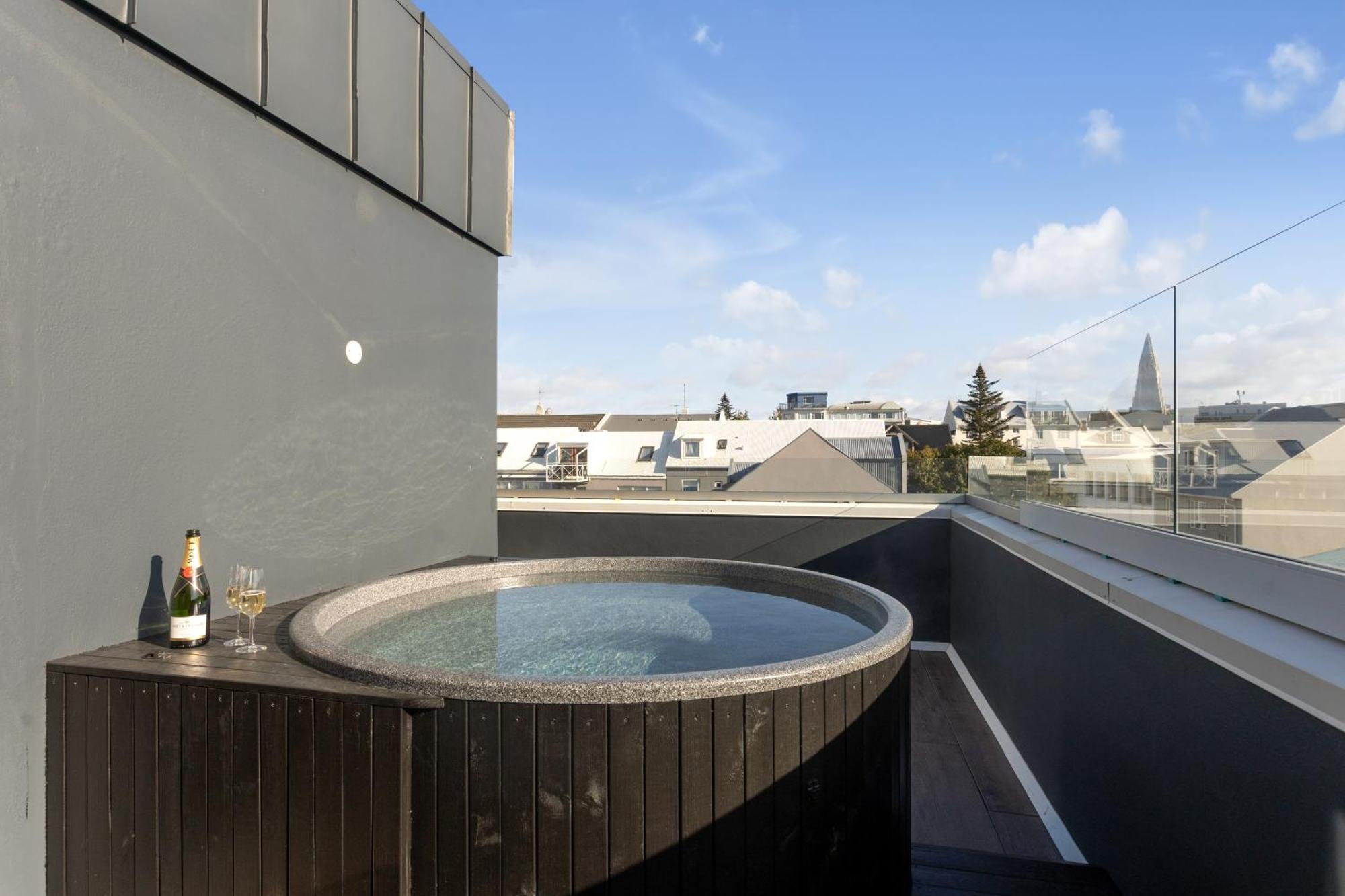 Alva Apartments Reykjavik Exterior photo
